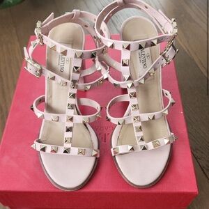 Pink Rockstud Sandal Heels. Size 36
